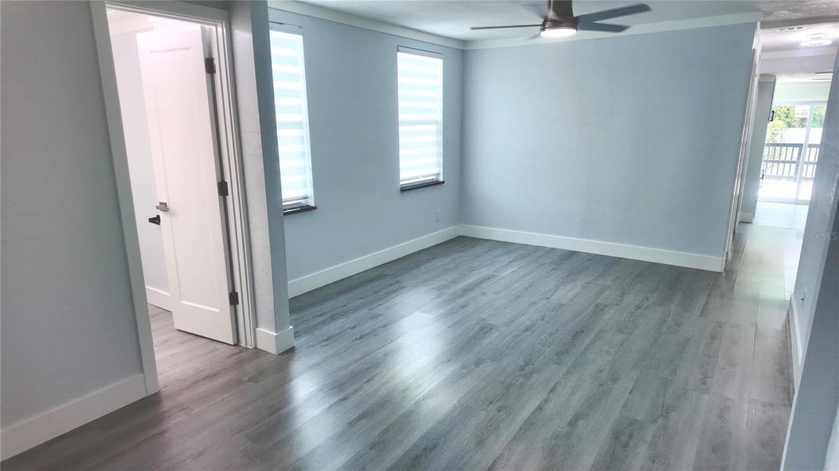 966 CLOVER STREET — photo 21 of 49