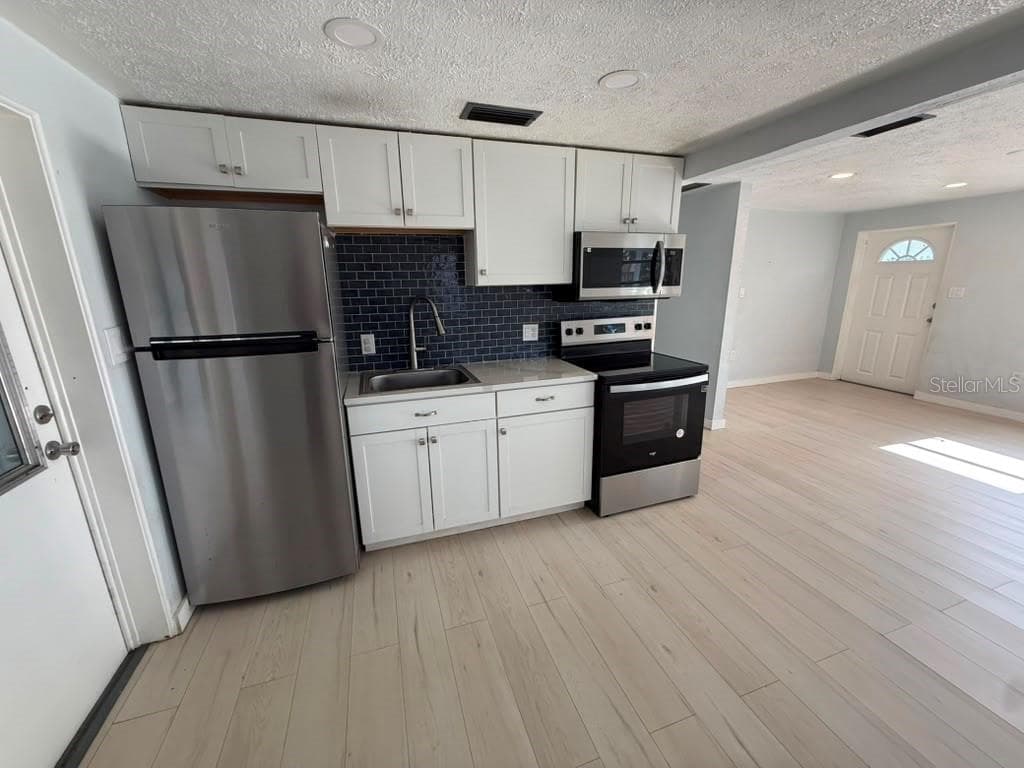 1220 12TH AVENUE — photo 5 of 13