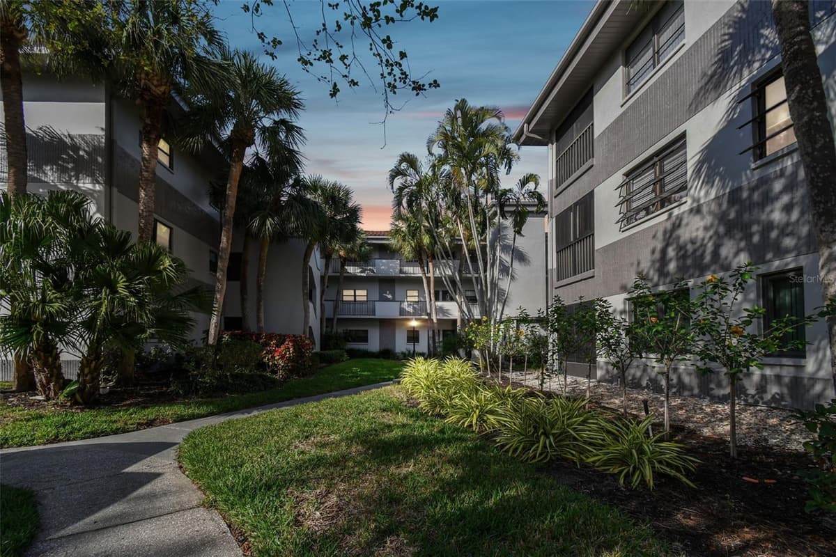 2650 COUNTRYSIDE BOULEVARD — photo 54 of 54
