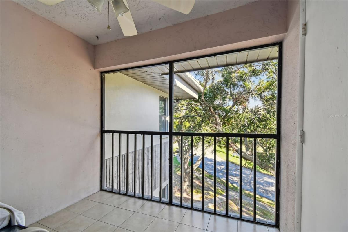 2650 COUNTRYSIDE BOULEVARD — photo 21 of 54