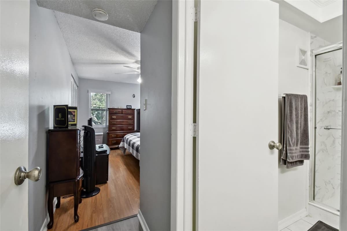 2650 COUNTRYSIDE BOULEVARD — photo 24 of 54