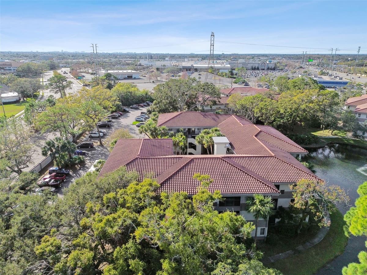 2650 COUNTRYSIDE BOULEVARD — photo 48 of 54