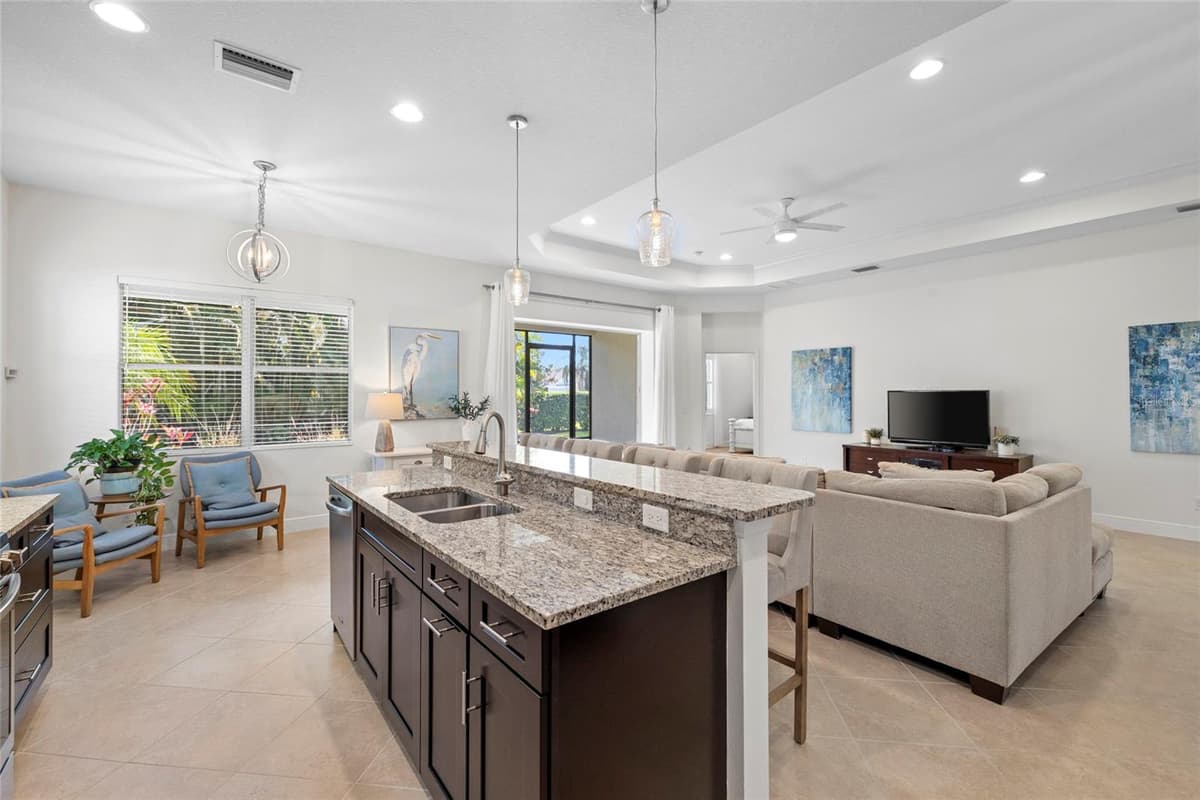 4623 CLAREMONT PARK DRIVE — photo 14 of 37