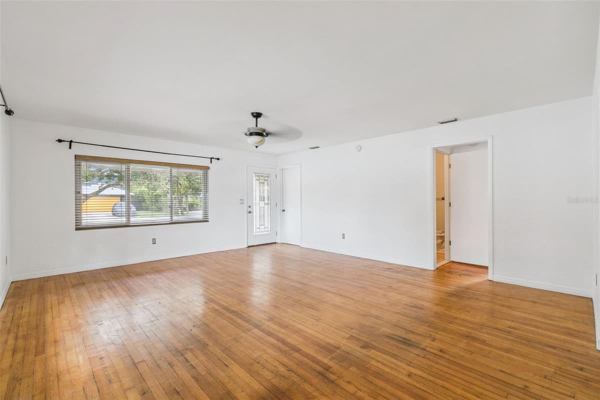 1652 BERKSHIRE AVENUE — photo 6 of 29