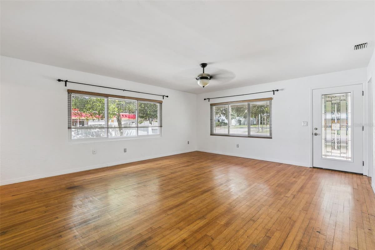 1652 BERKSHIRE AVENUE — photo 5 of 29