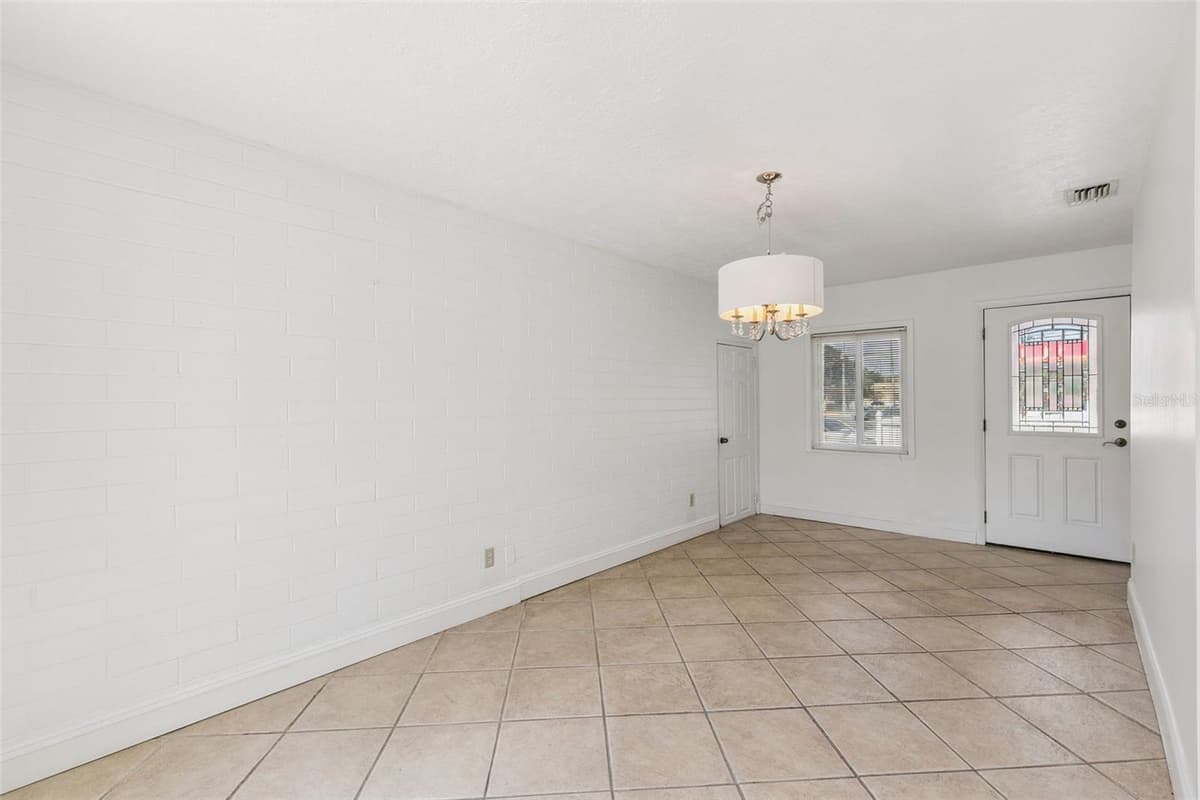 1652 BERKSHIRE AVENUE — photo 15 of 29