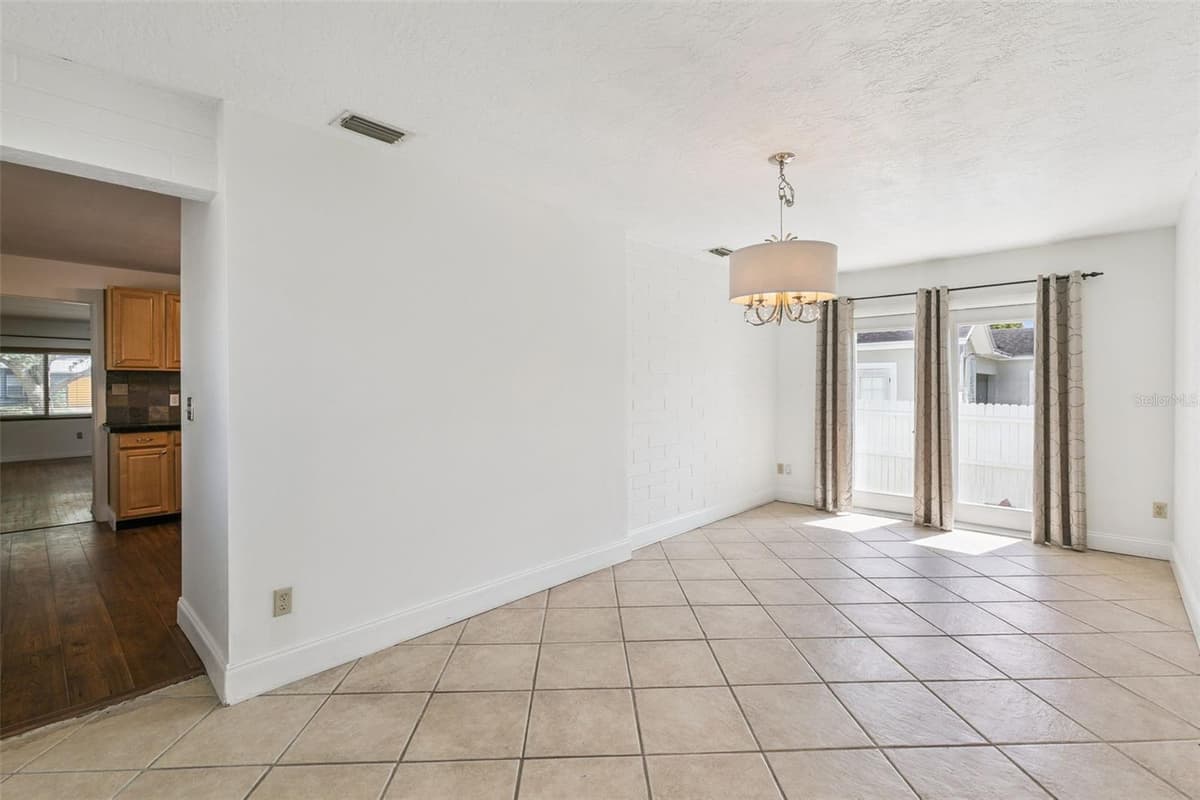 1652 BERKSHIRE AVENUE — photo 14 of 29