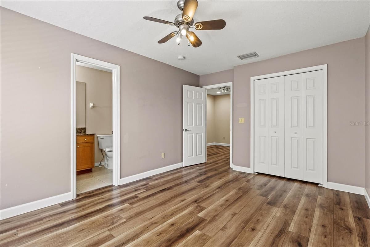 212 DAKOTA AVENUE — photo 40 of 93