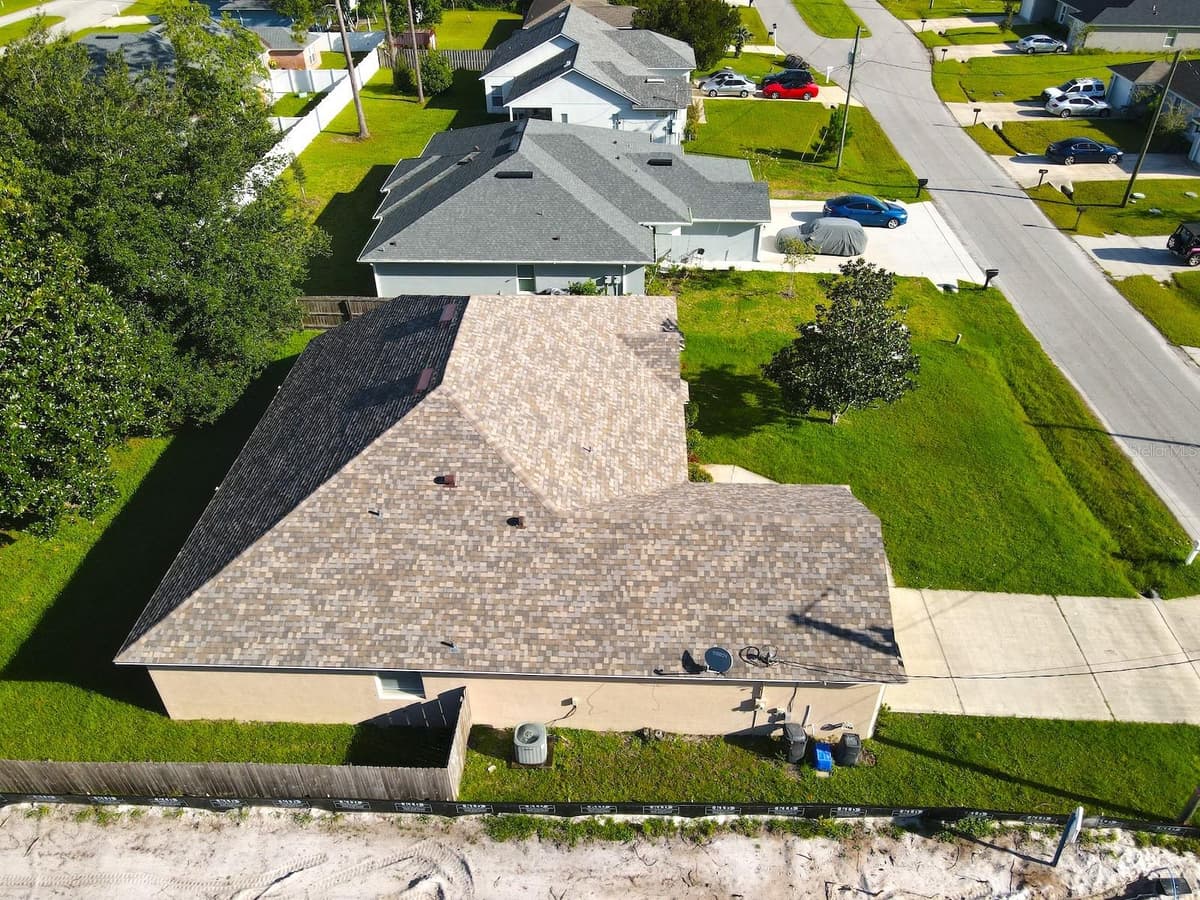 16 ZORLOU COURT — photo 6 of 42