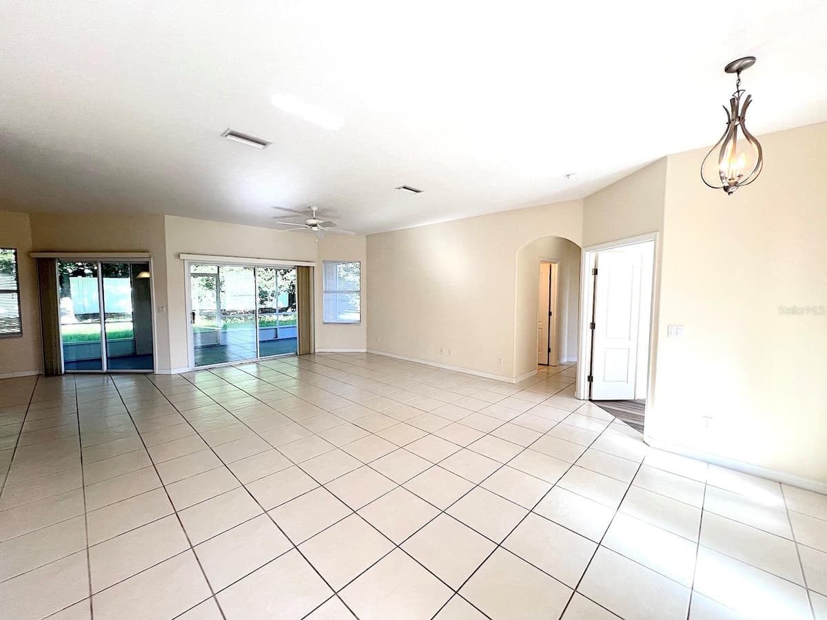 16 ZORLOU COURT — photo 10 of 42