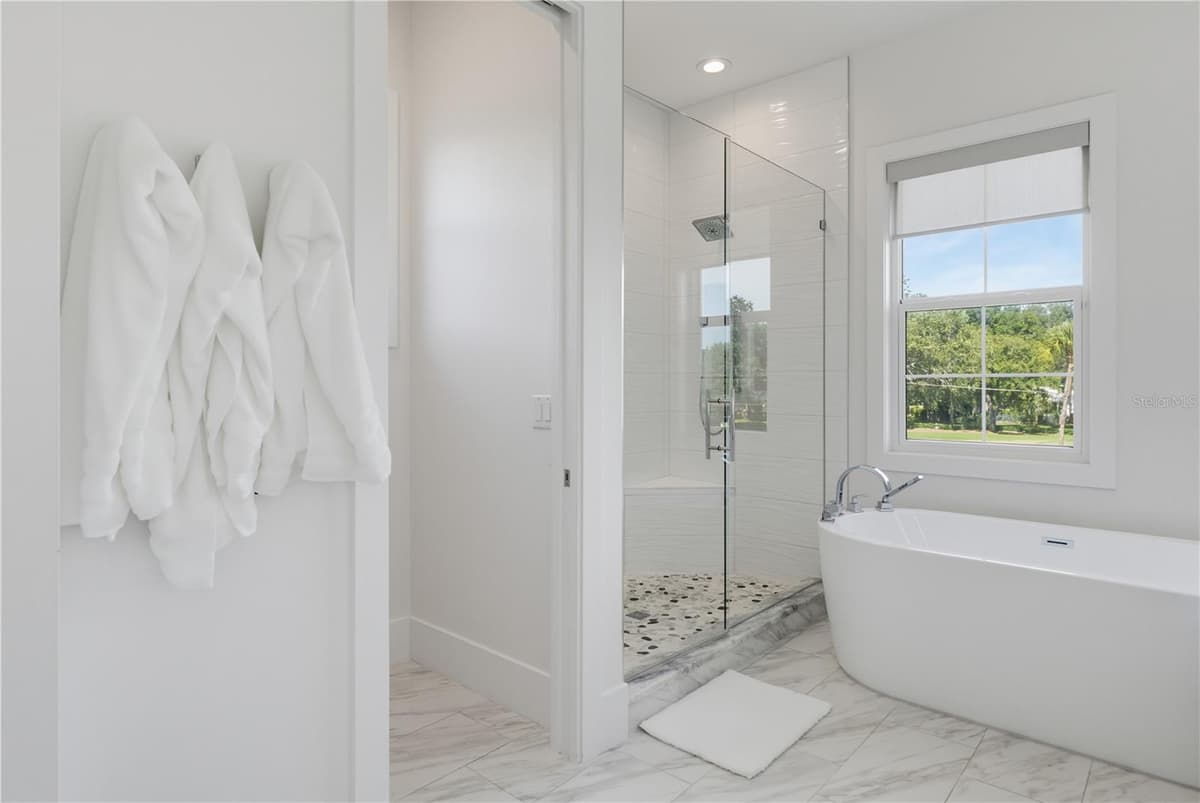 2305 BENDELOW TRAIL — photo 39 of 100