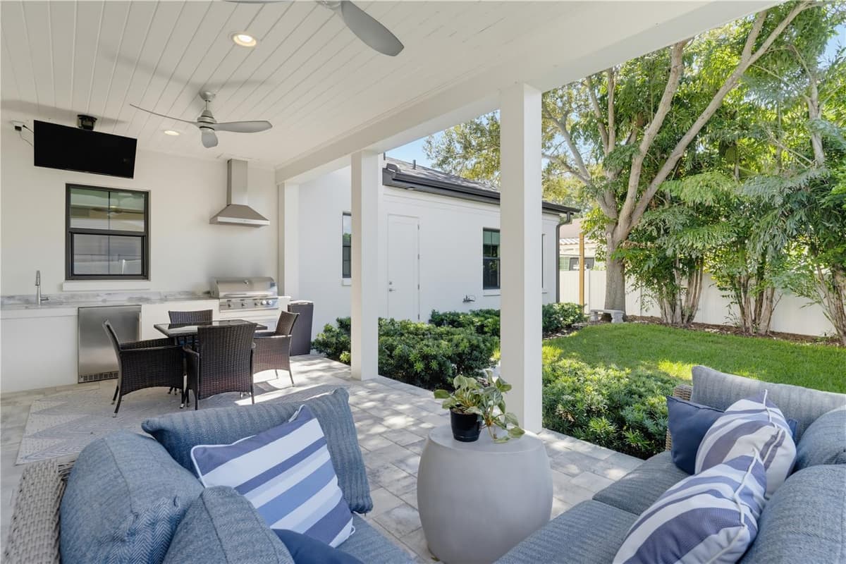 2305 BENDELOW TRAIL — photo 46 of 100