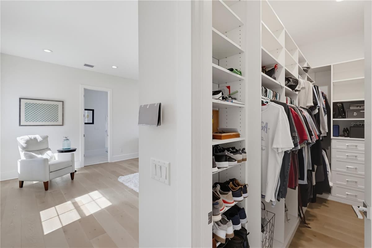 2305 BENDELOW TRAIL — photo 45 of 100