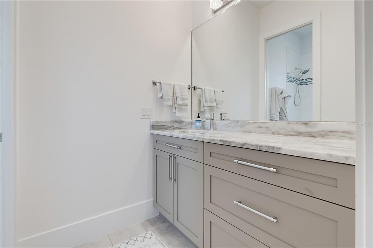 2305 BENDELOW TRAIL — photo 63 of 100