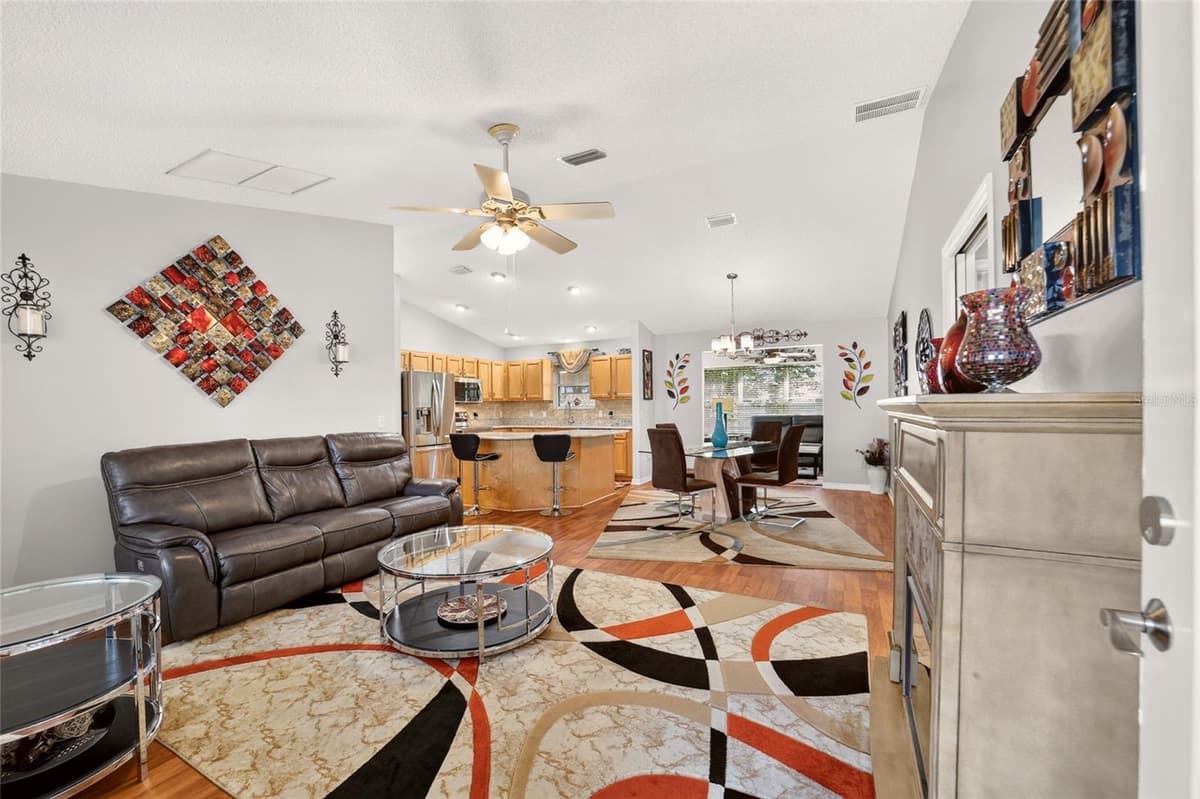 1563 HOLLYBERRY PLACE — photo 12 of 61