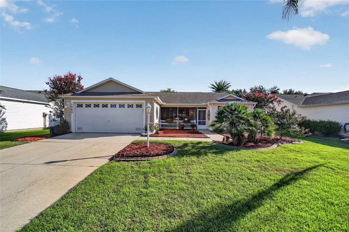1563 HOLLYBERRY PLACE — photo 4 of 61