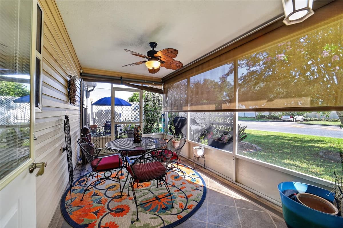 1563 HOLLYBERRY PLACE — photo 53 of 61