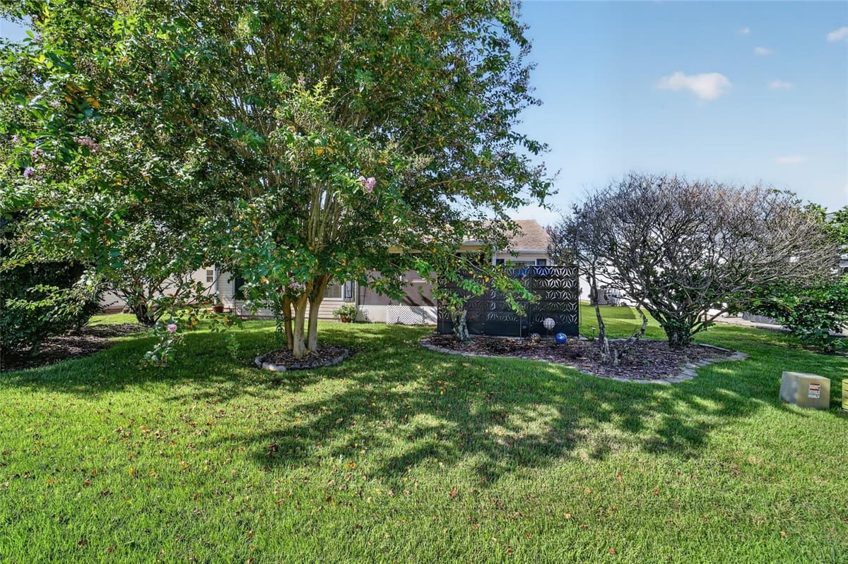 1563 HOLLYBERRY PLACE — photo 59 of 61