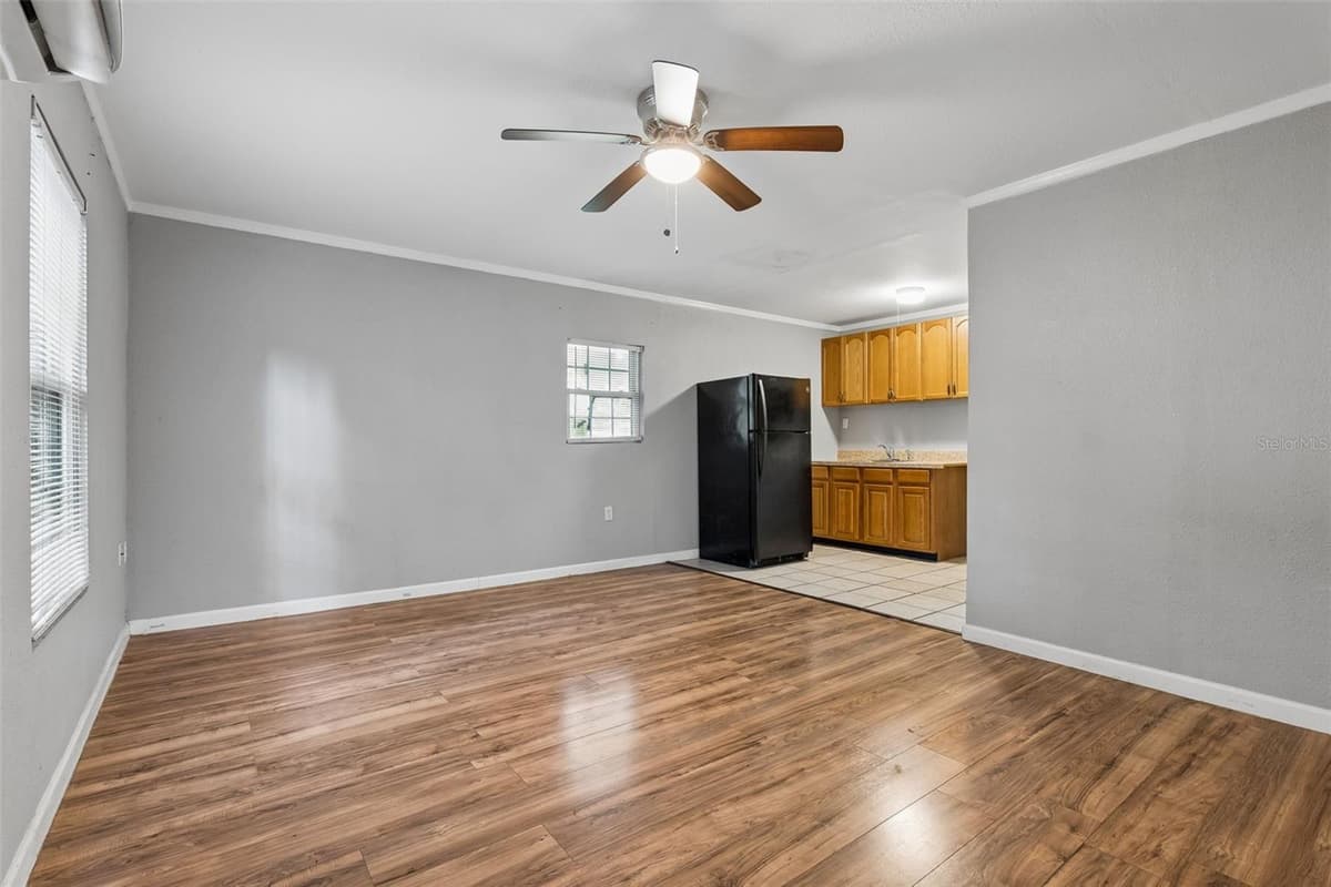 1408 HIGH STREET — photo 10 of 20