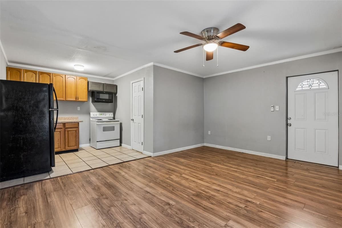 1408 HIGH STREET — photo 11 of 20