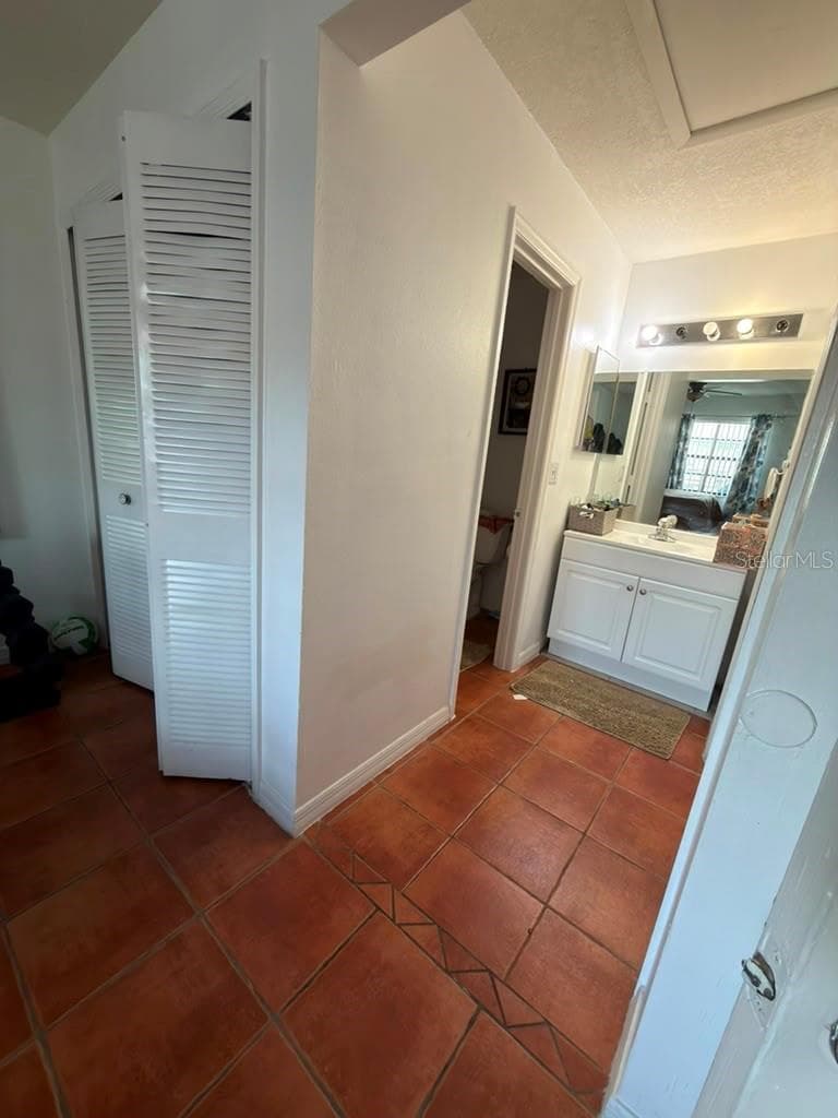 2207 CARIBBEAN DRIVE — photo 4 of 18
