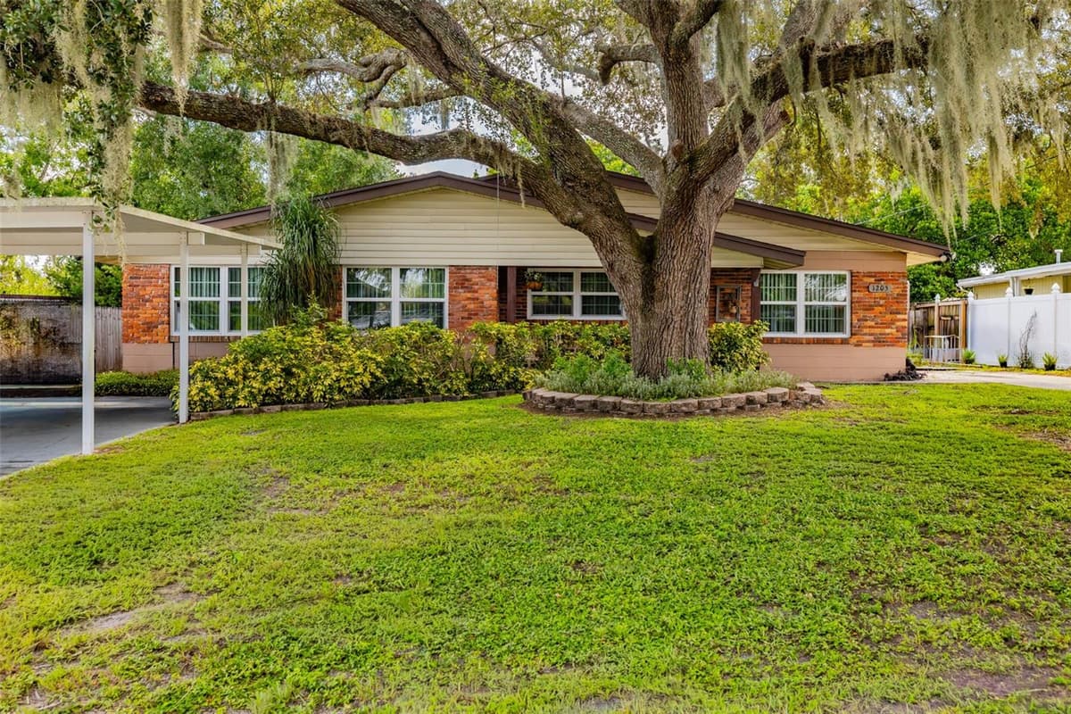 1205 CAMELLIA DRIVE — photo 2 of 23