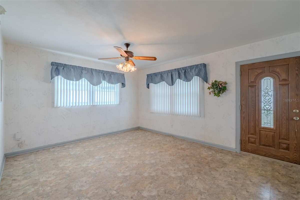 1205 CAMELLIA DRIVE — photo 10 of 23