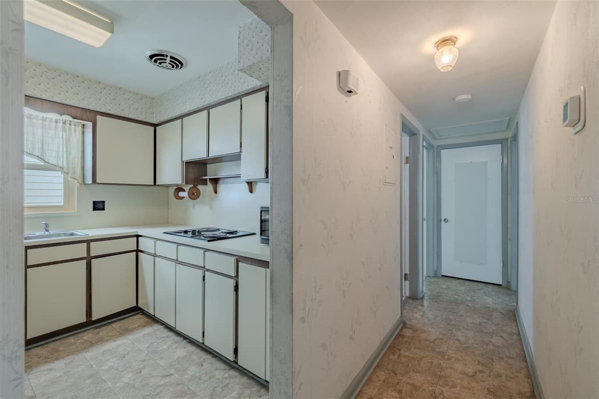 1205 CAMELLIA DRIVE — photo 13 of 23