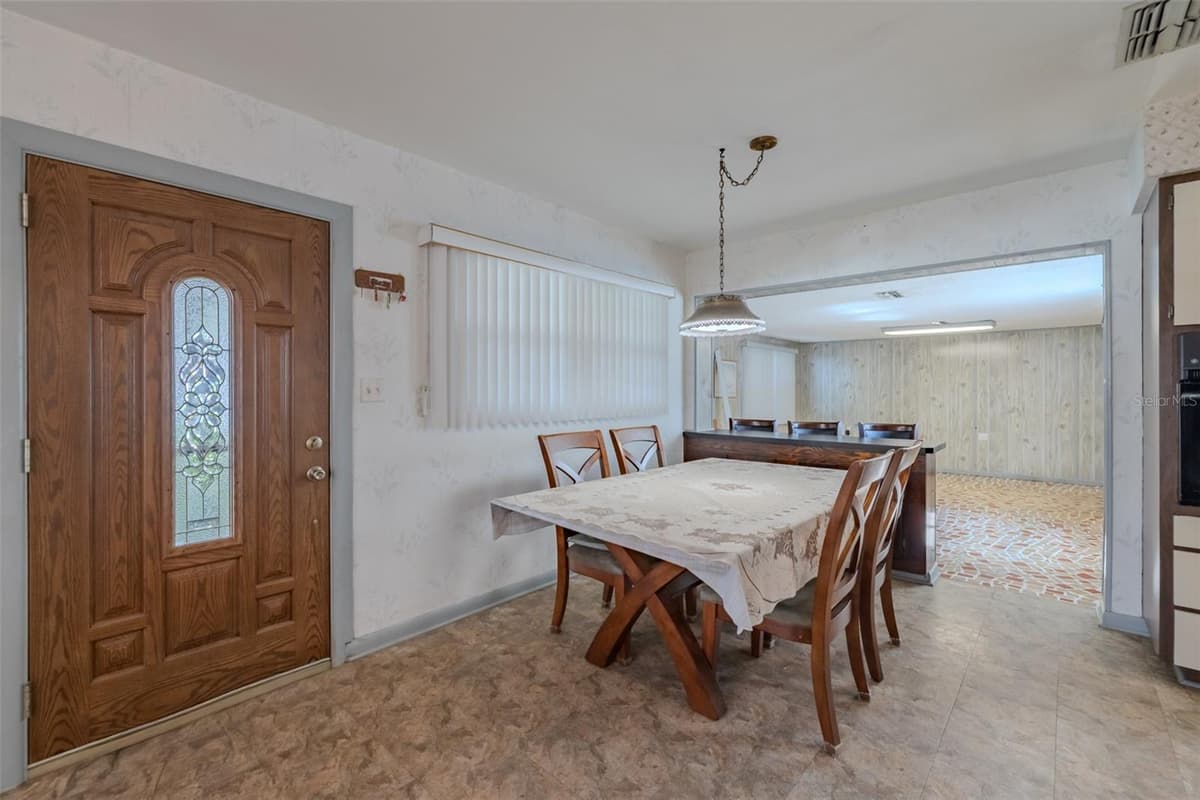 1205 CAMELLIA DRIVE — photo 7 of 23
