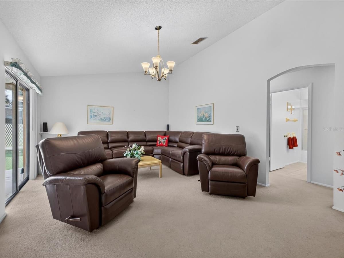 1016 LESTER RIDGE COURT — photo 3 of 30