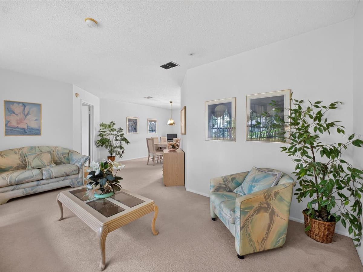 1016 LESTER RIDGE COURT — photo 11 of 30