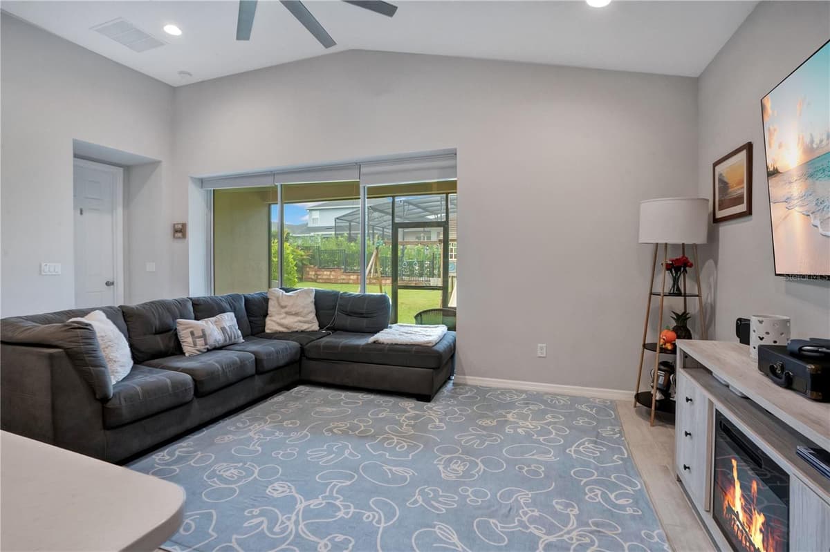 1103 NATHAN RIDGE RD — photo 18 of 56