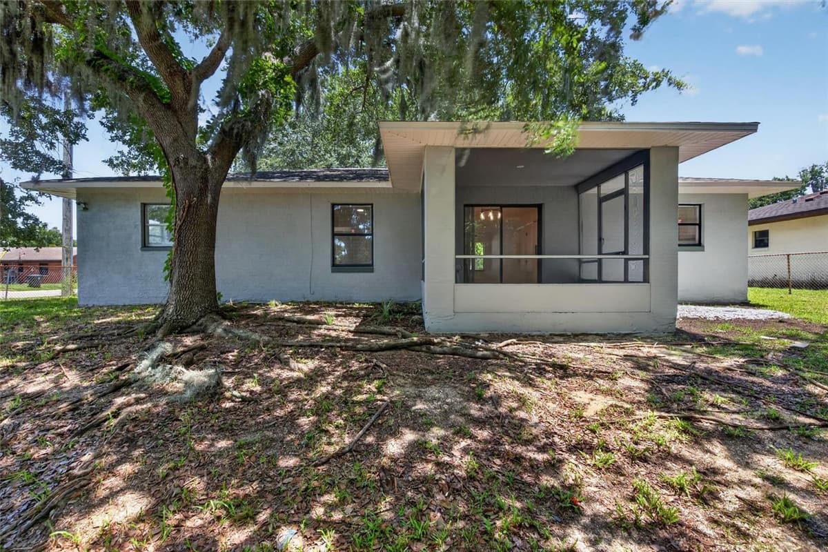 502 LOOMIS TRAIL — photo 8 of 42