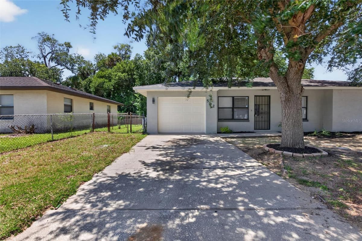 502 LOOMIS TRAIL — photo 3 of 42