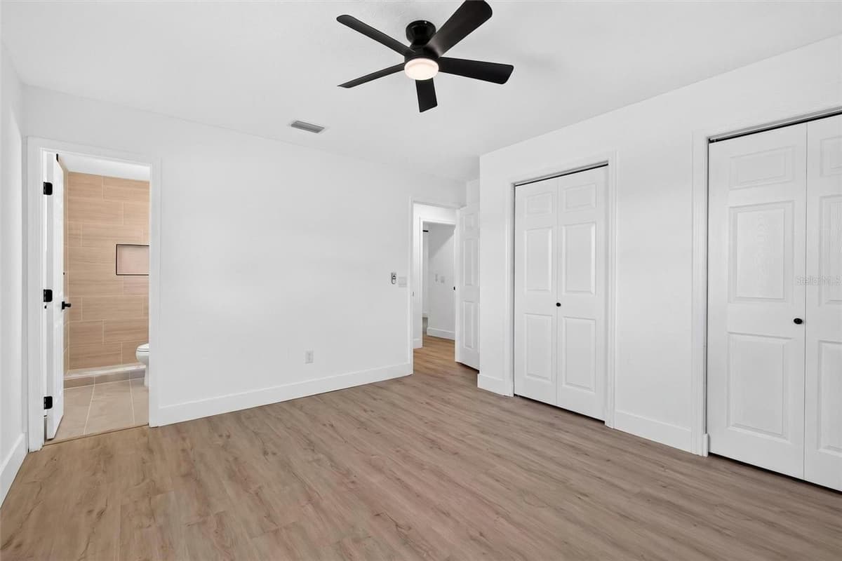 502 LOOMIS TRAIL — photo 37 of 42