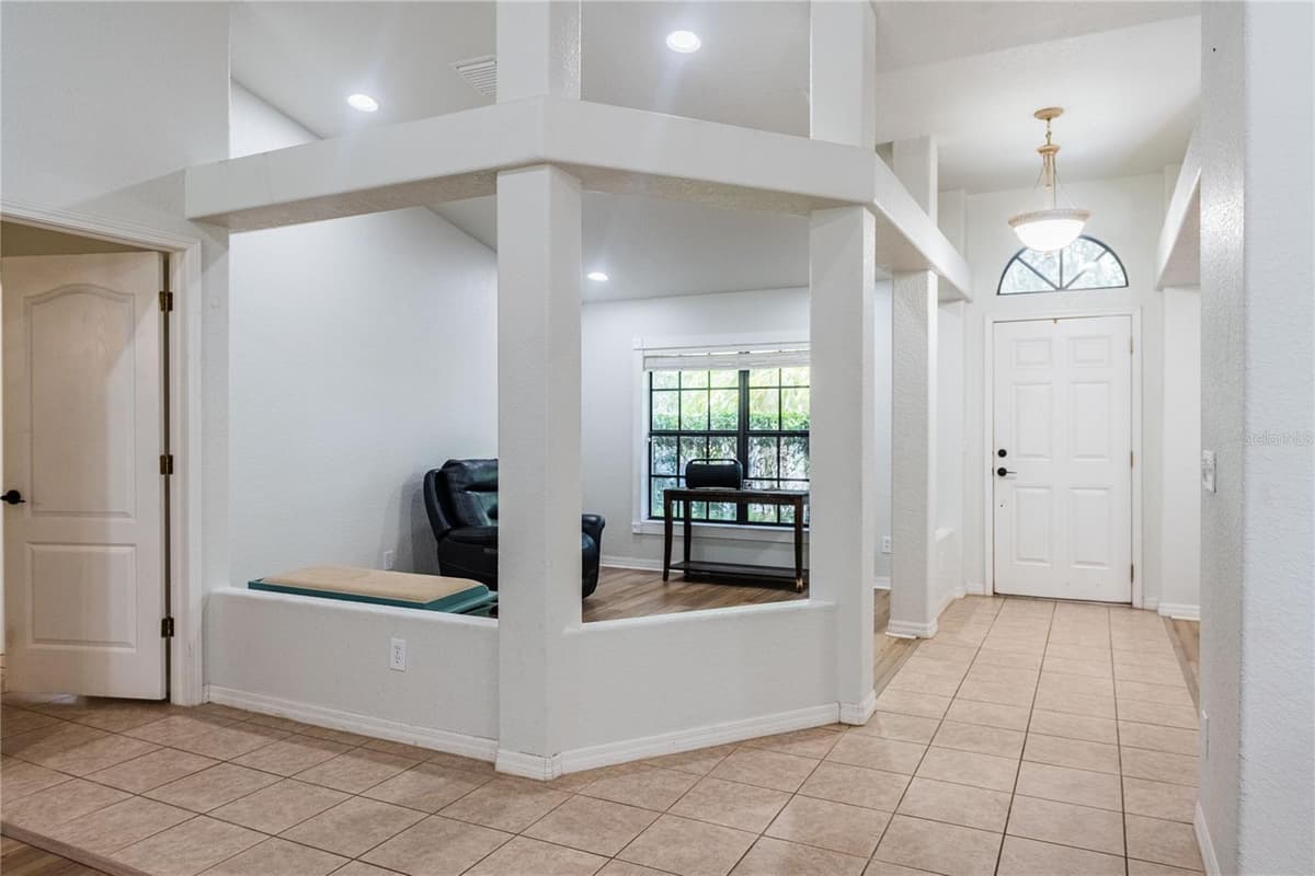 8834 ALAFIA COVE DRIVE — photo 7 of 38