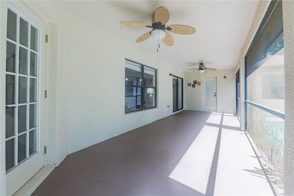 8834 ALAFIA COVE DRIVE — photo 35 of 38