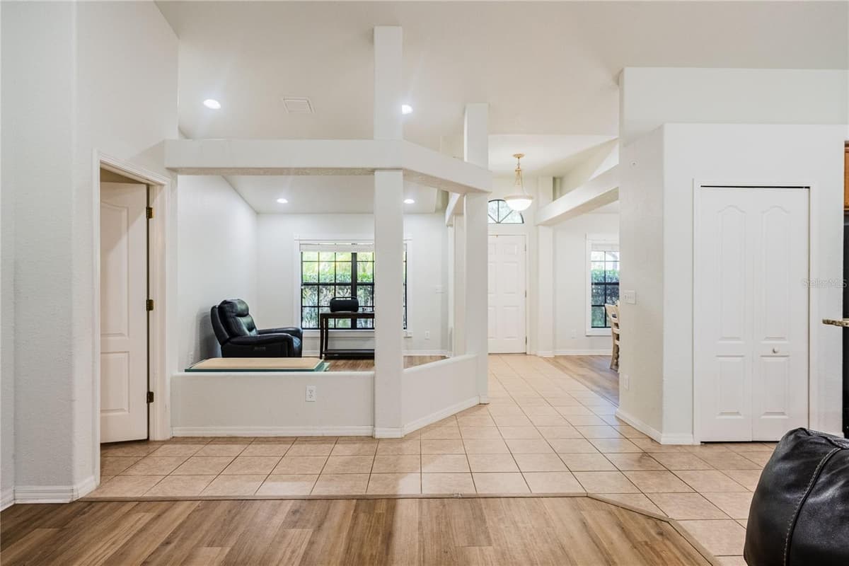 8834 ALAFIA COVE DRIVE — photo 8 of 38