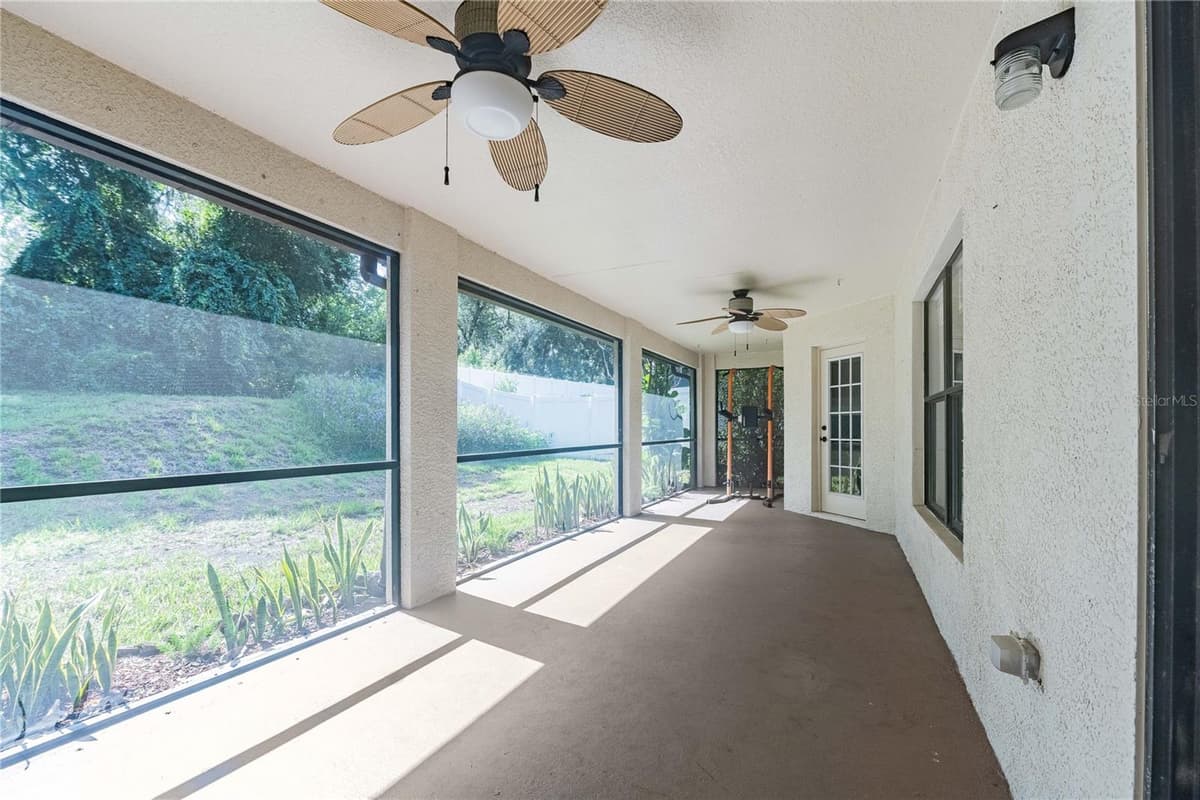 8834 ALAFIA COVE DRIVE — photo 34 of 38