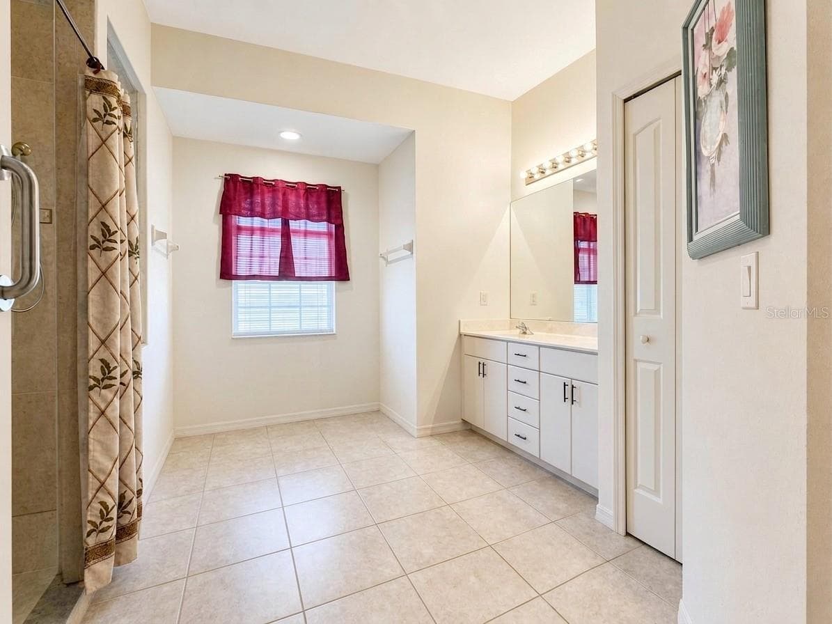 1487 EVANGELINA LANE — photo 22 of 37