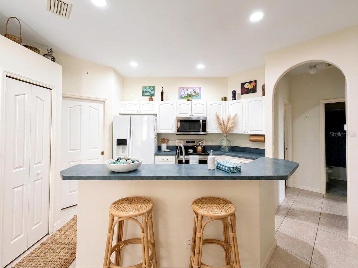 1487 EVANGELINA LANE — photo 5 of 37
