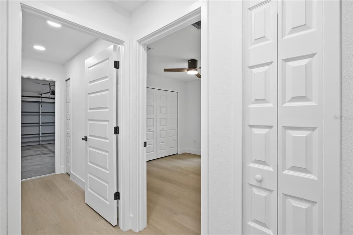 8157 VOYAGER DRIVE — photo 21 of 28