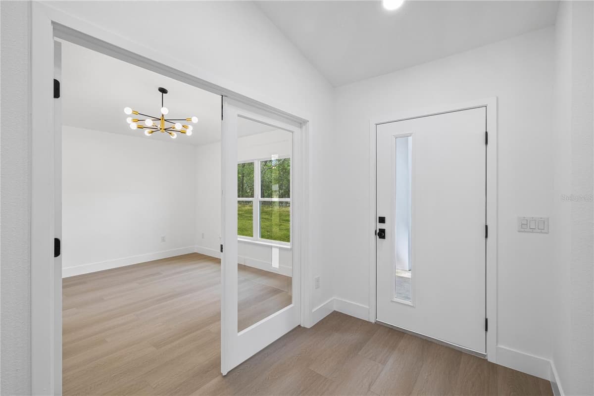 8157 VOYAGER DRIVE — photo 14 of 28