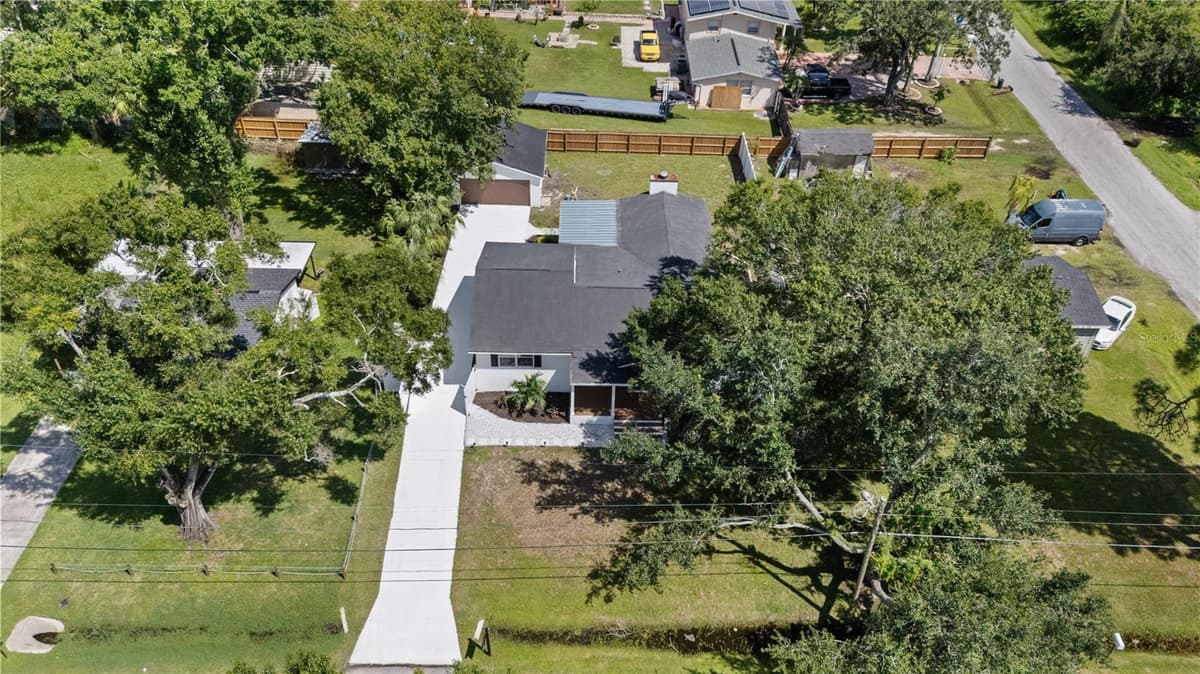 6403 ELLIOT DRIVE — photo 40 of 45