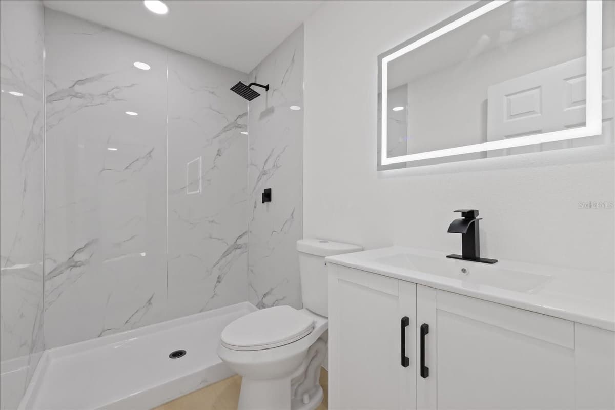 6403 ELLIOT DRIVE — photo 35 of 45