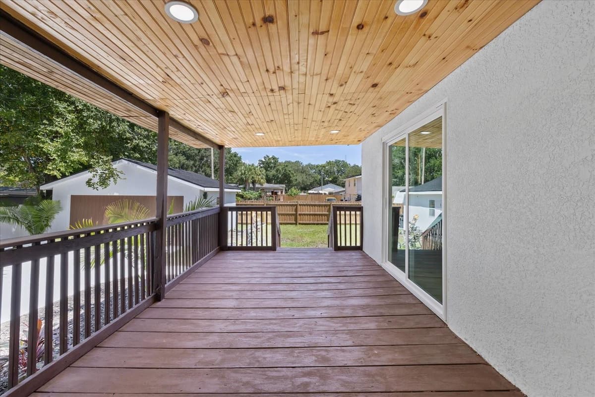 6403 ELLIOT DRIVE — photo 31 of 45