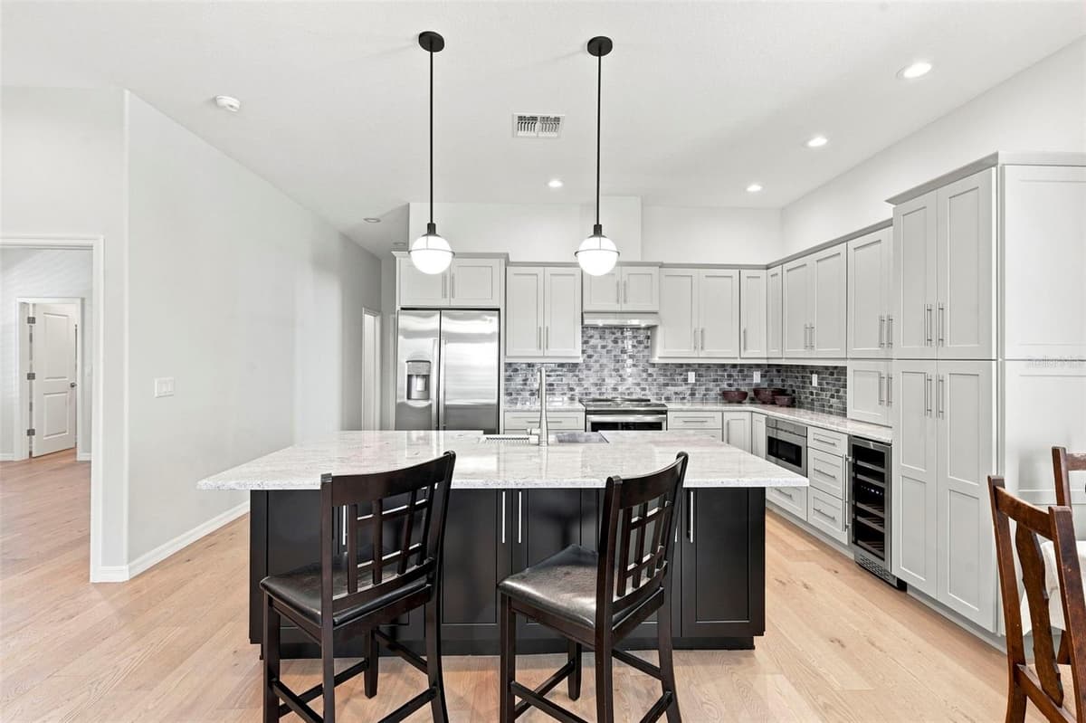 502 BELTREES STREET — photo 18 of 57
