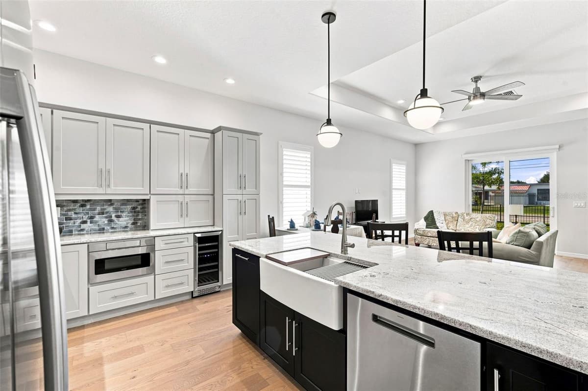 502 BELTREES STREET — photo 13 of 57