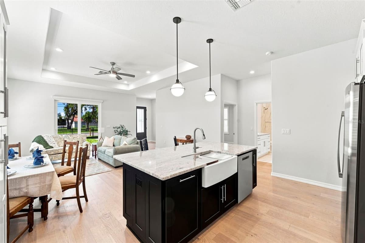 502 BELTREES STREET — photo 15 of 57