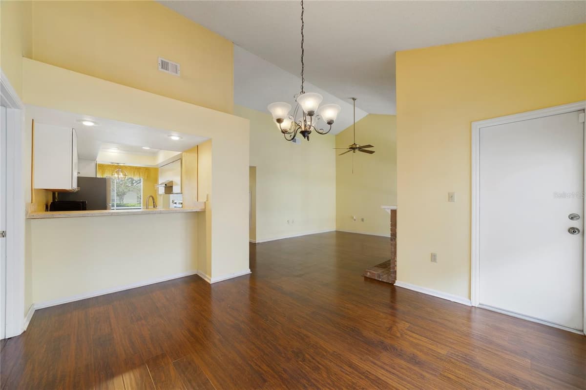 260 SABAL PALM PLACE — photo 7 of 18